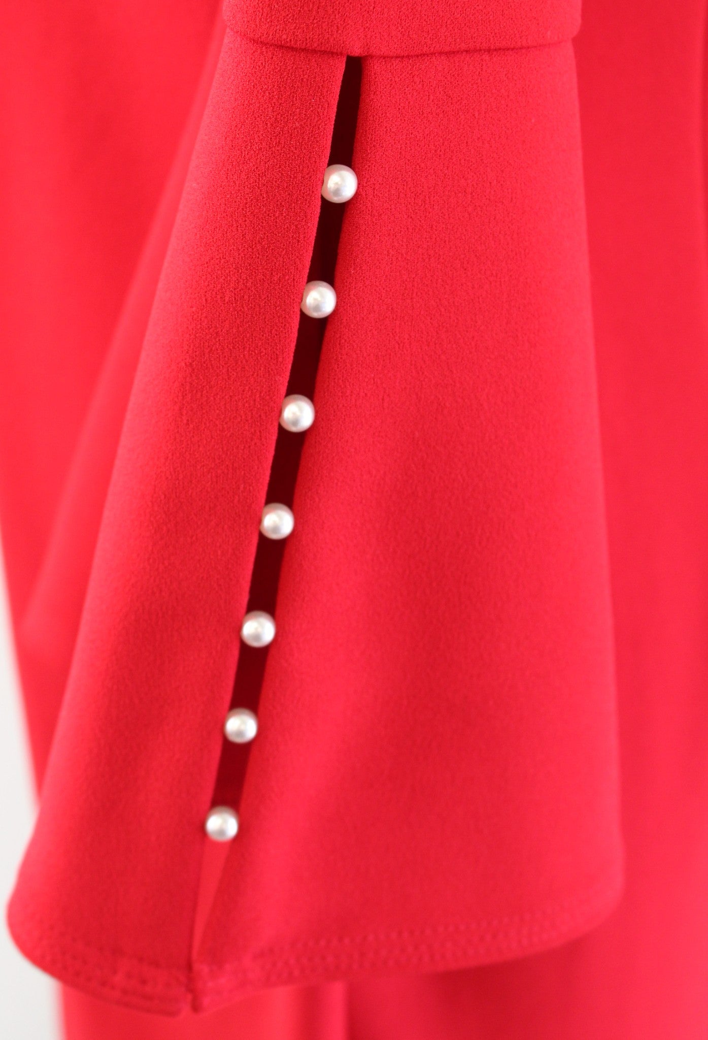 Calvin Klein Solid Red Pearl Cutout Detail Bell Sleeve Sheath Dress Sz 8 Career