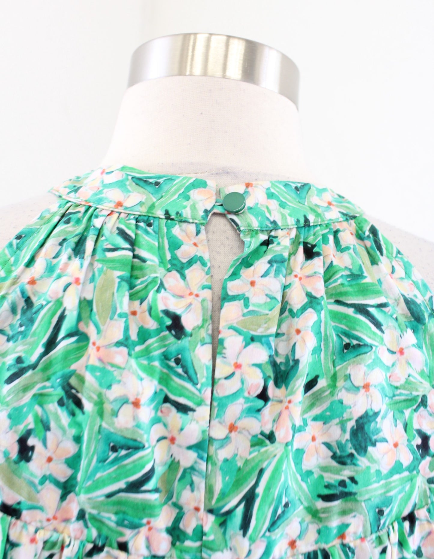 NWT Jade Melody Tam Green Floral Print Tiered Halter Dress Size XS Linen Casual