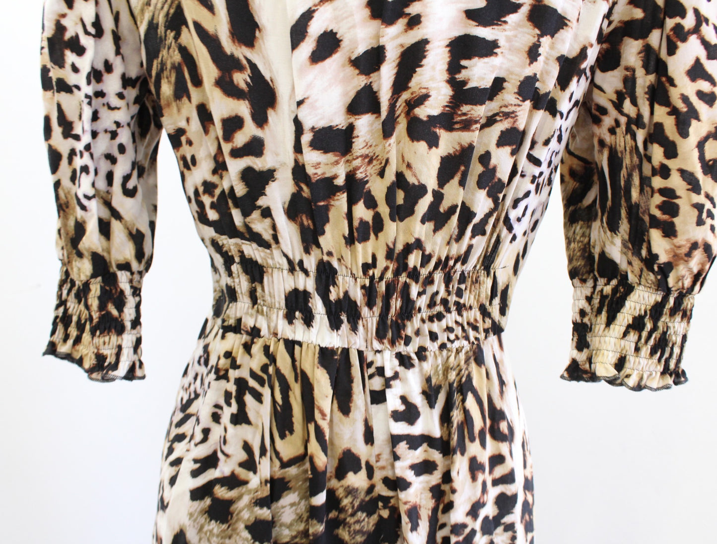 Banana Republic Animal Leopard Print V Neck Midi Dress Size 6 Casual Smocked