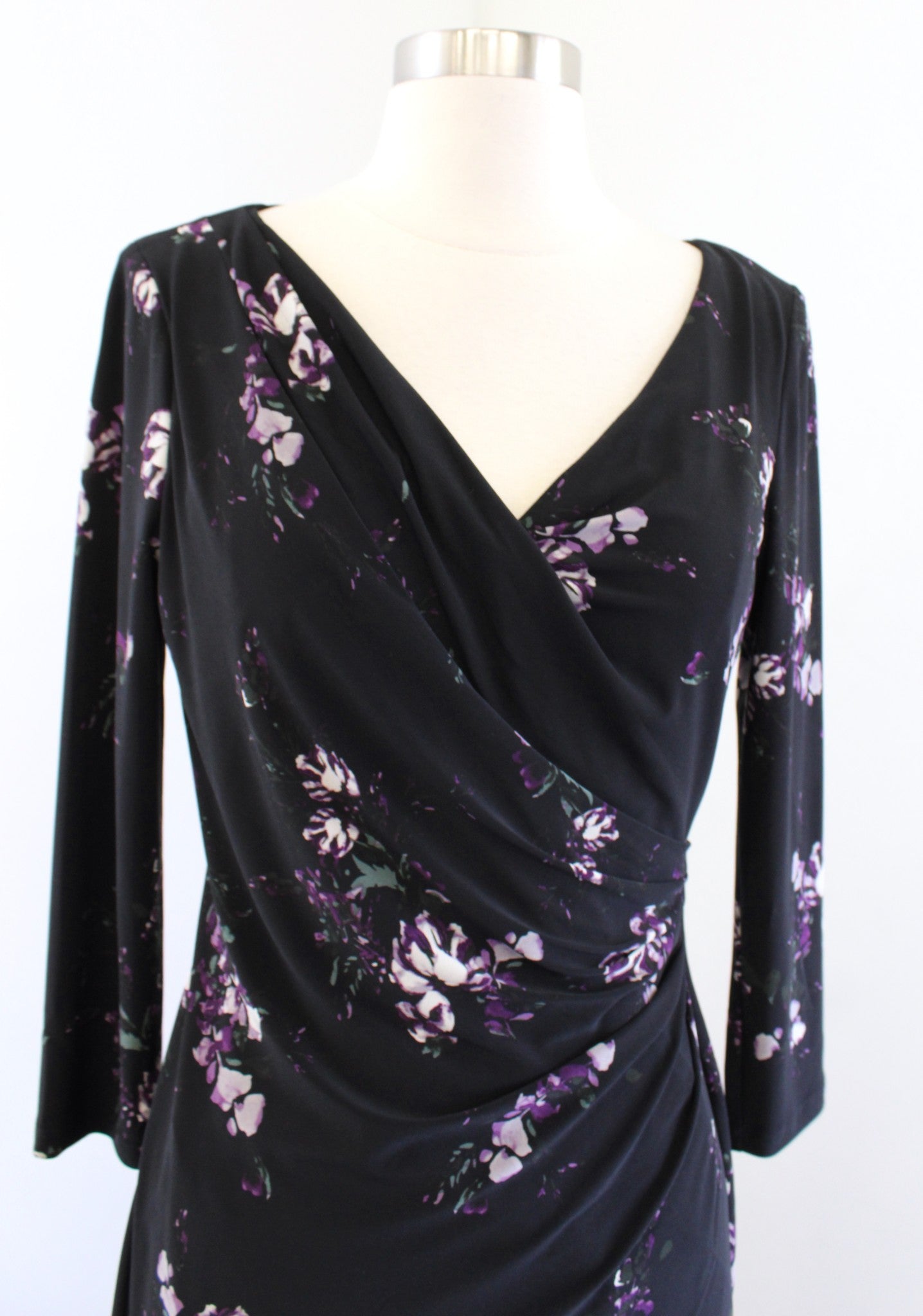 NWT Lauren Ralph Lauren Black Purple Floral V Neck Ruched Wiggle Dress Size 4