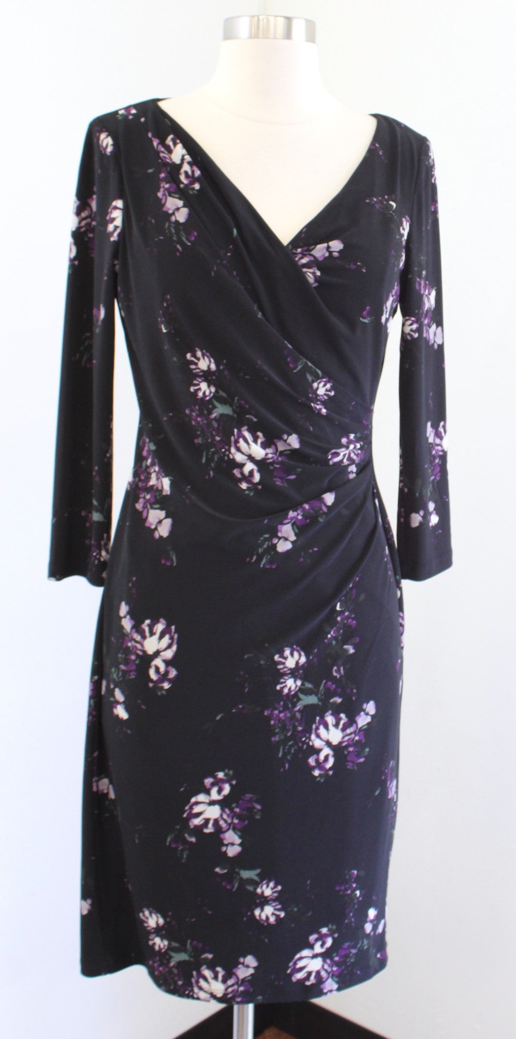 NWT Lauren Ralph Lauren Black Purple Floral V Neck Ruched Wiggle Dress Size 4