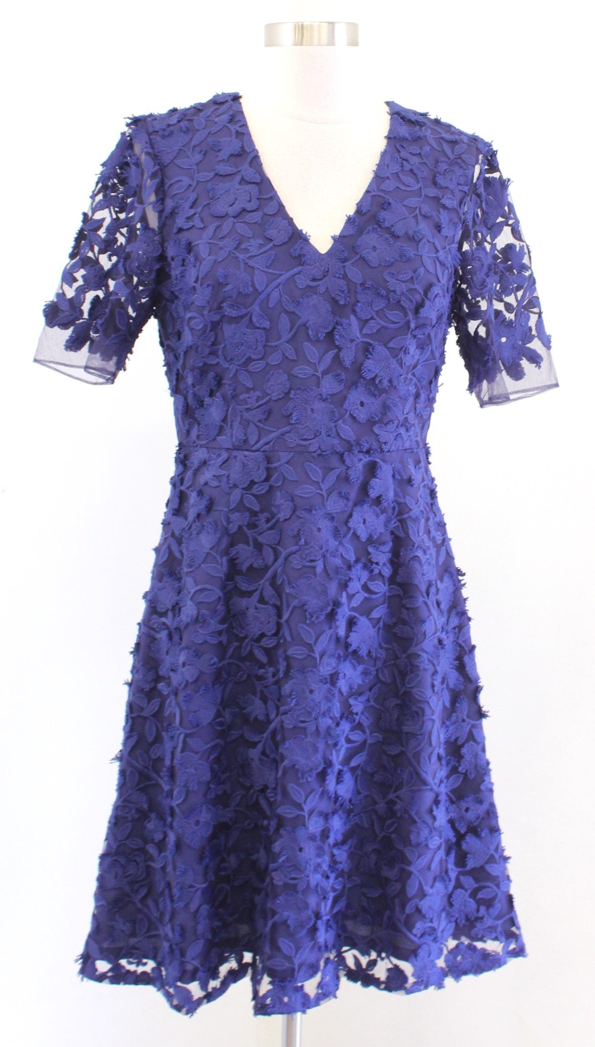 Adrianna Papell Blue 3D Textured Floral Fit and Flare Dress Sz 4 V Neck Cocktail