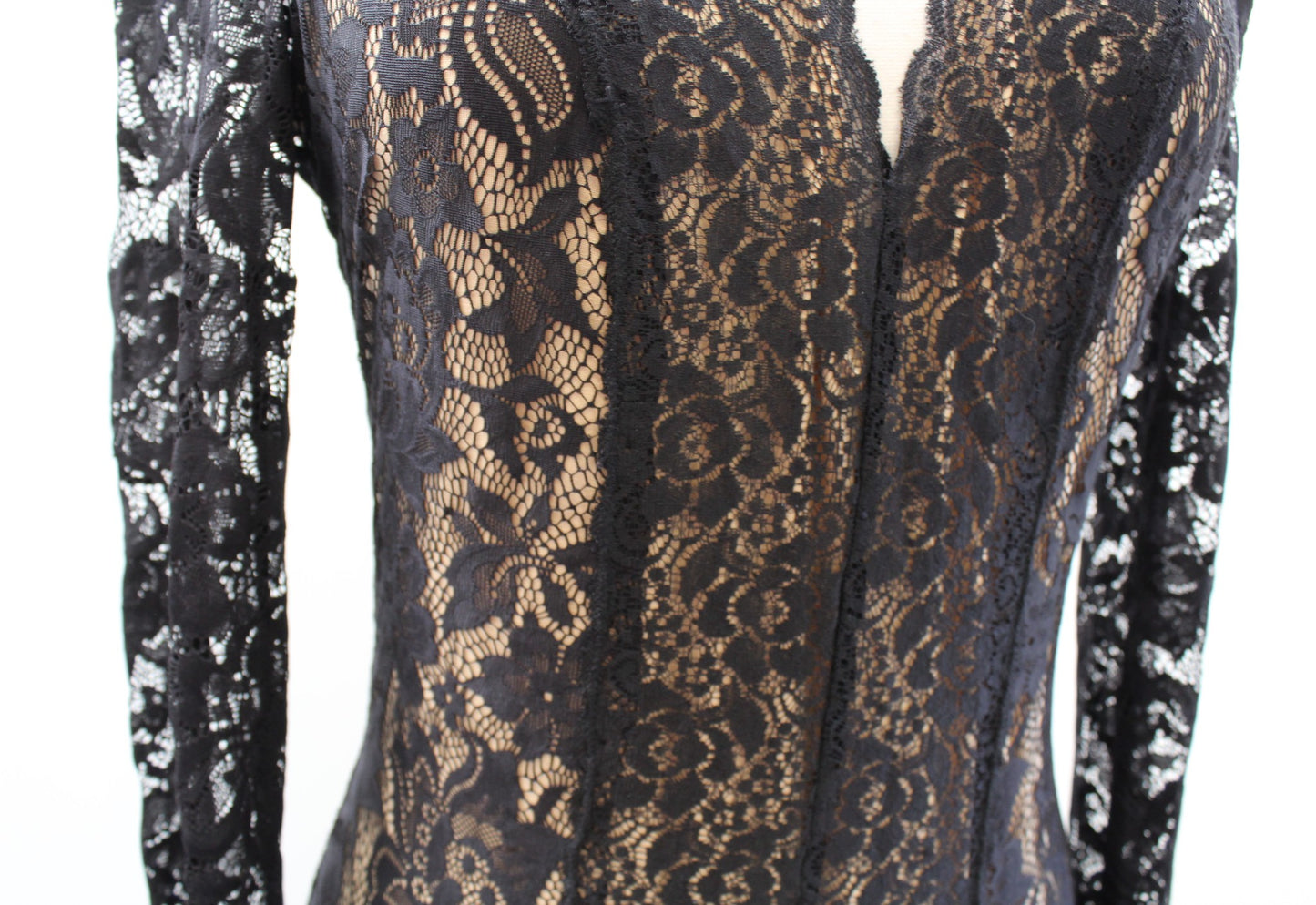 Bebe Black Nude Lace Illusion Choker Collar V Neck Bodycon Mini Dress Size M