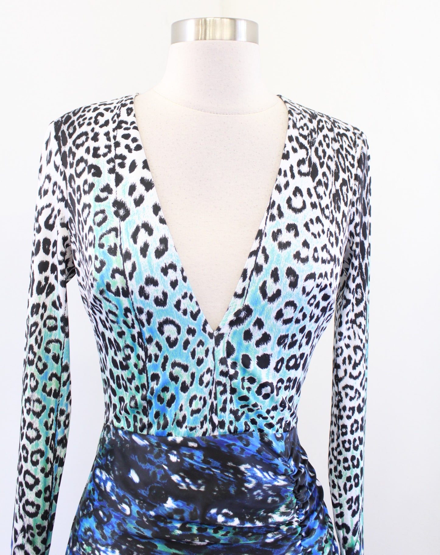 Bebe Leopard Print Plunge V Neck Ruched Bodycon Mini Dress Size XS Blue Black