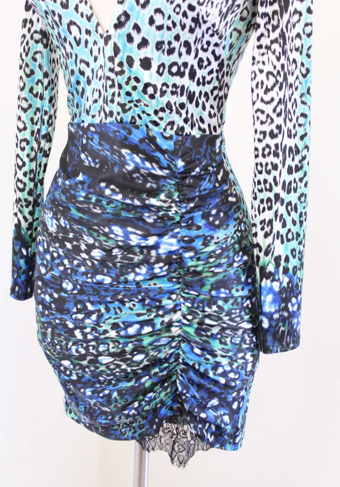 Bebe Leopard Print Plunge V Neck Ruched Bodycon Mini Dress Size XS Blue Black