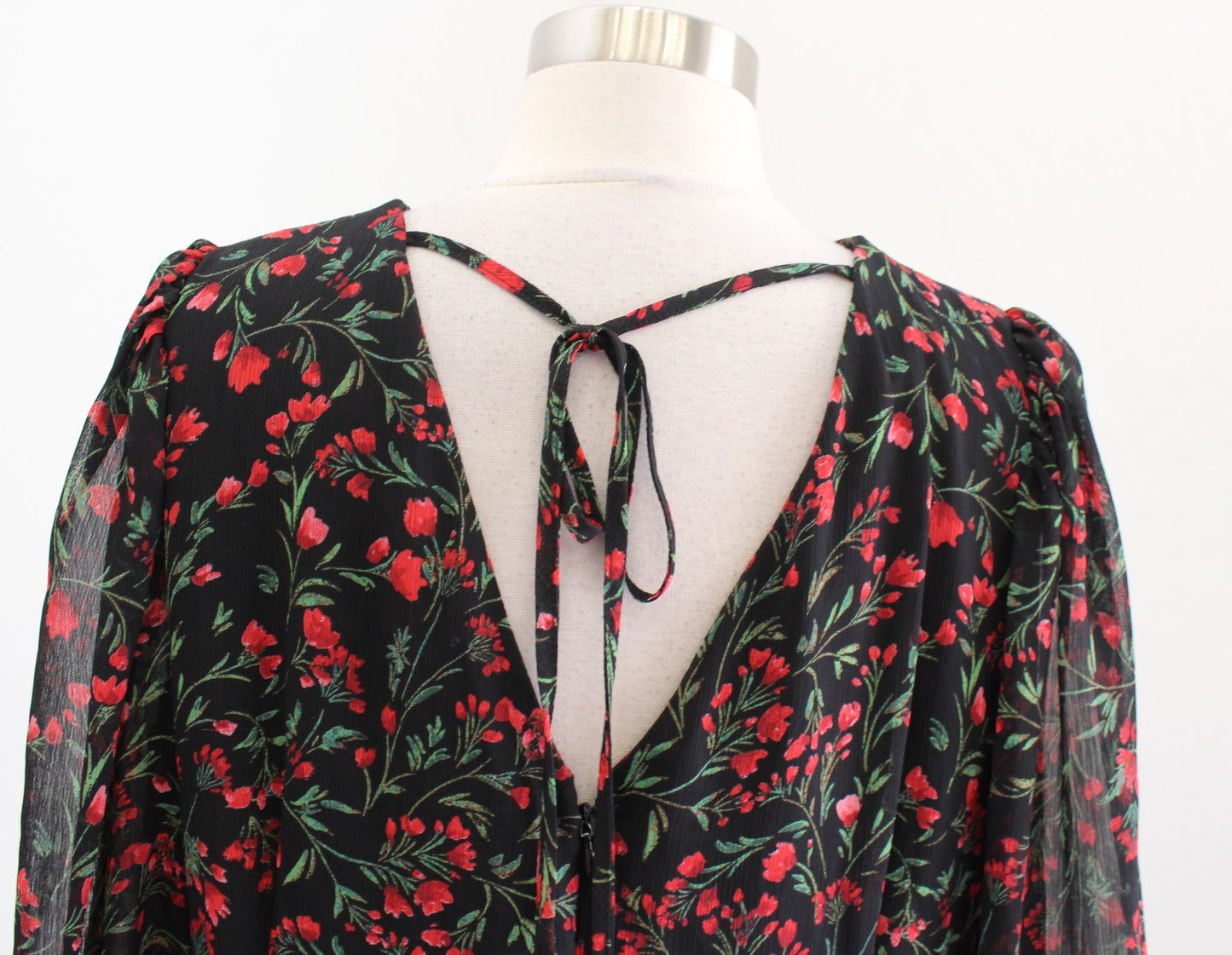NWT Calvin Klein Black Red Floral Flounce Hem Casual Shift Dress Size 14 Green