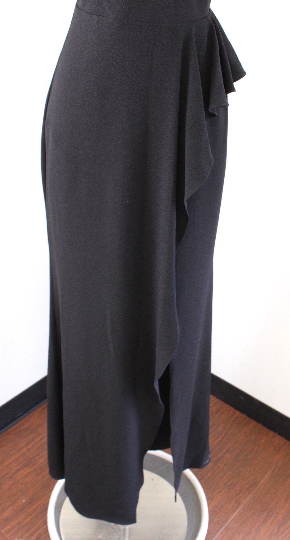 Dress the Population Kai Black Strapless Ruffle Slit Gown Maxi Formal Dress Sz M