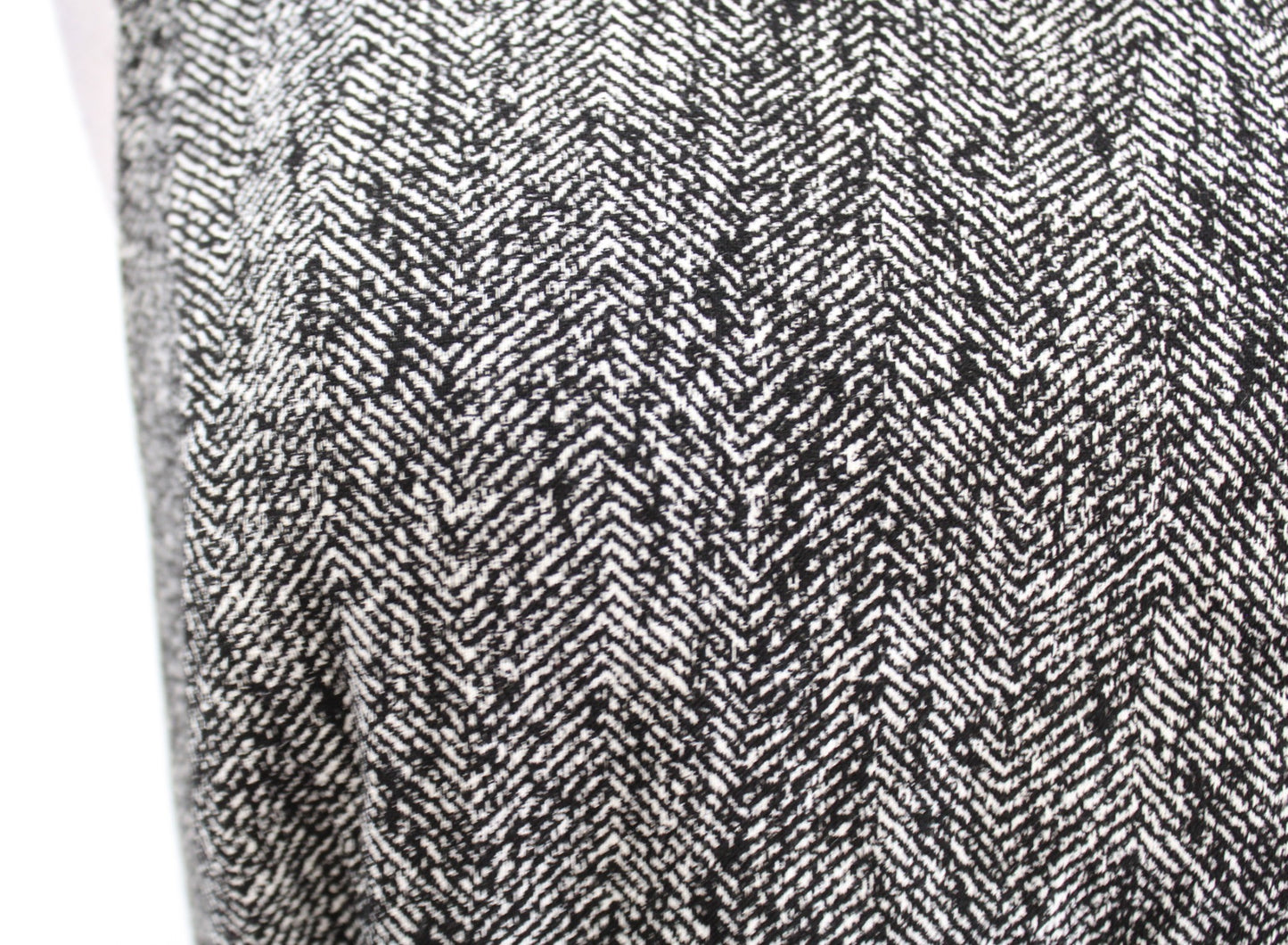 Calvin Klein Gray Herringbone Belted Asymmetrical Hem Midi Dress 6 Black White