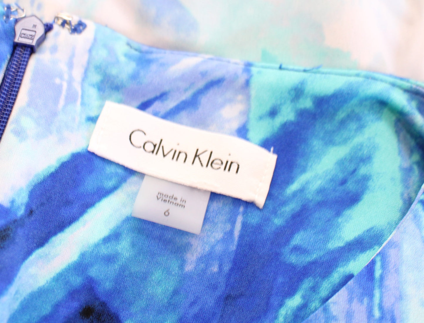 Calvin Klein Blue Watercolor Brush Stroke Jersey Knit Bell Sleeve Dress Size 6