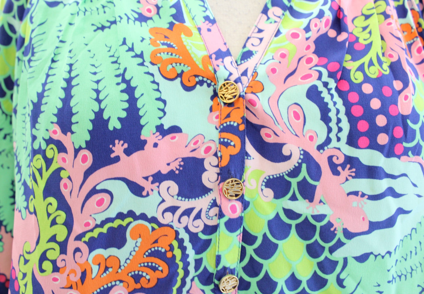 Lilly Pulitzer Elsa Colorful Silk Printed Top Blouse sz M Leaf Floral Salamander