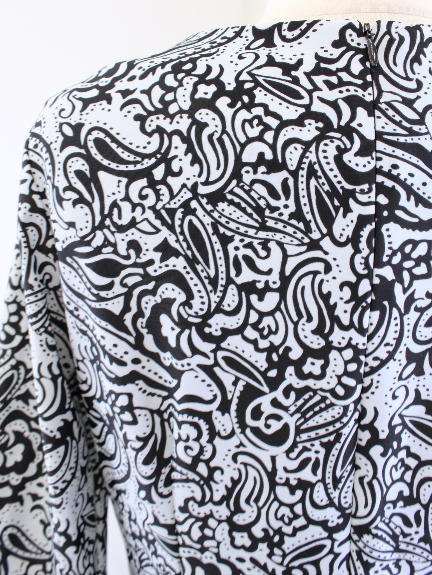 Jude Connally Pale Ice Blue Black Paisley Print 3/4 Sleeve Dress Size S