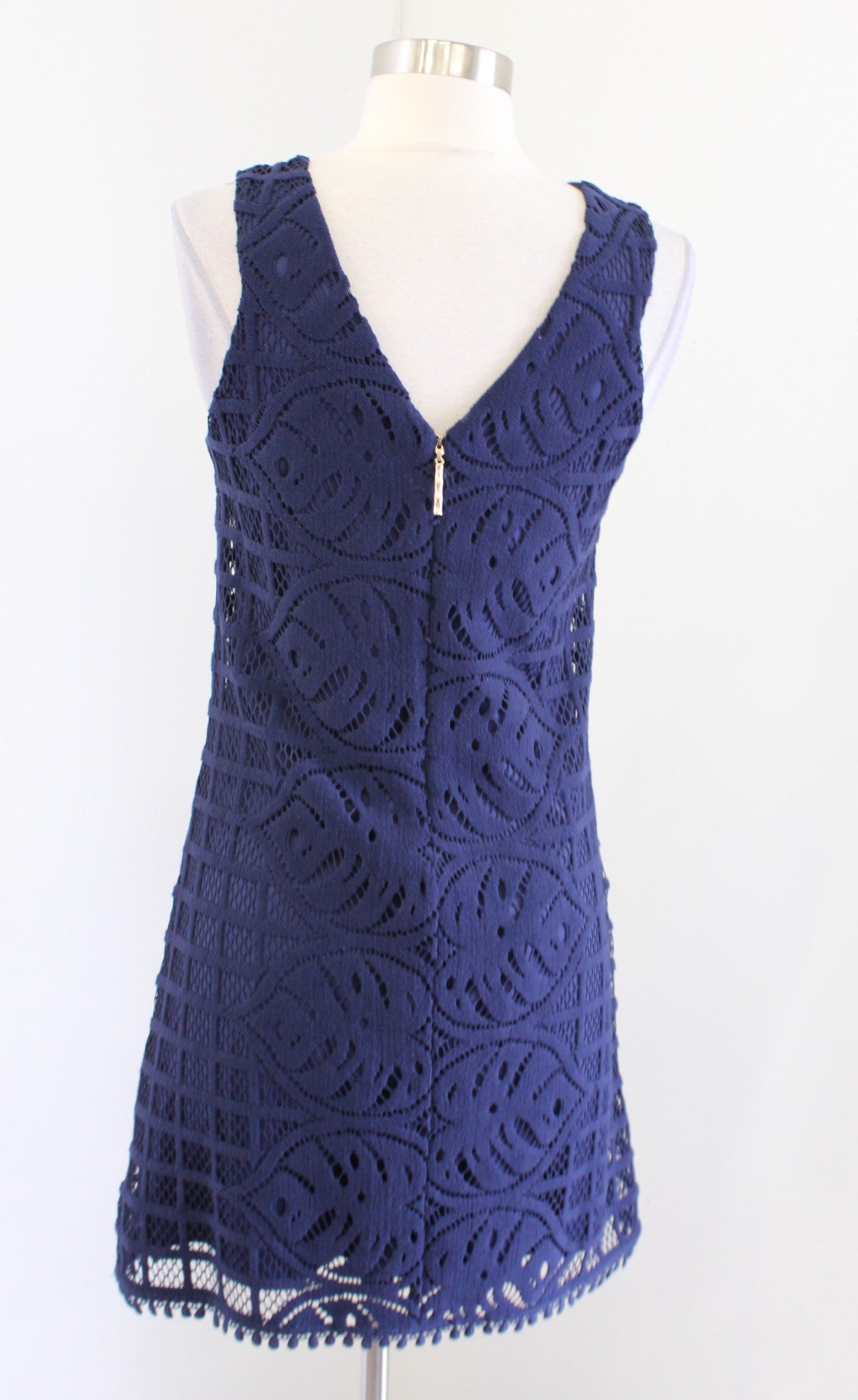 Lilly Pulitzer Mango Shift Dress True Navy Leafy Palm Lace Size XS Sleeveless