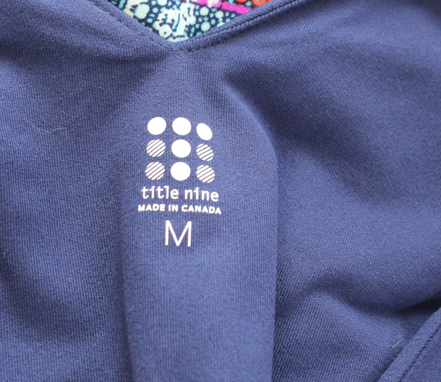 Title Nine Hillary Dream V Neck Athletic Dress Size M Geometric Print Navy Blue