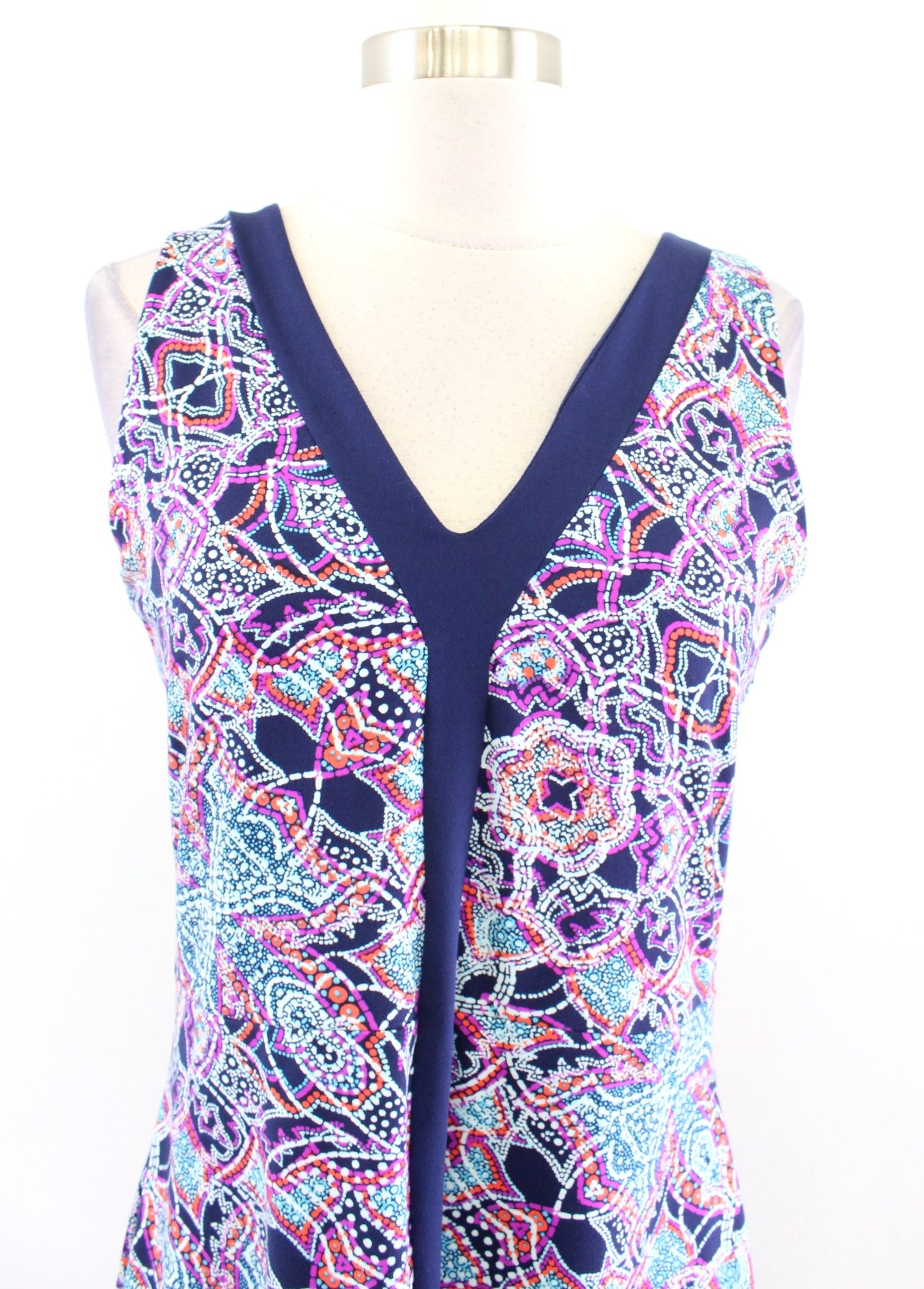 Title Nine Hillary Dream V Neck Athletic Dress Size M Geometric Print Navy Blue