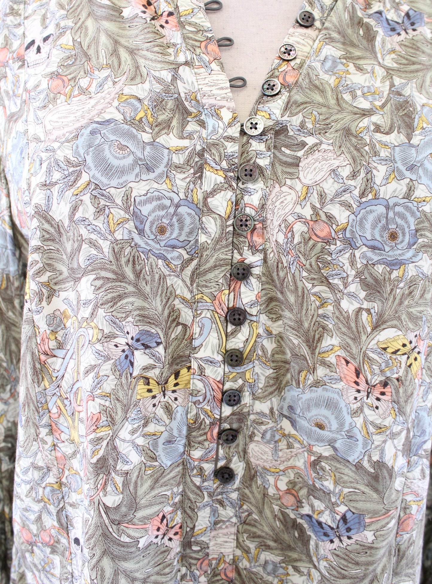 NWT Zadig and Voltaire Twins Soft British Flowers Floral Skull Top Blouse Size M