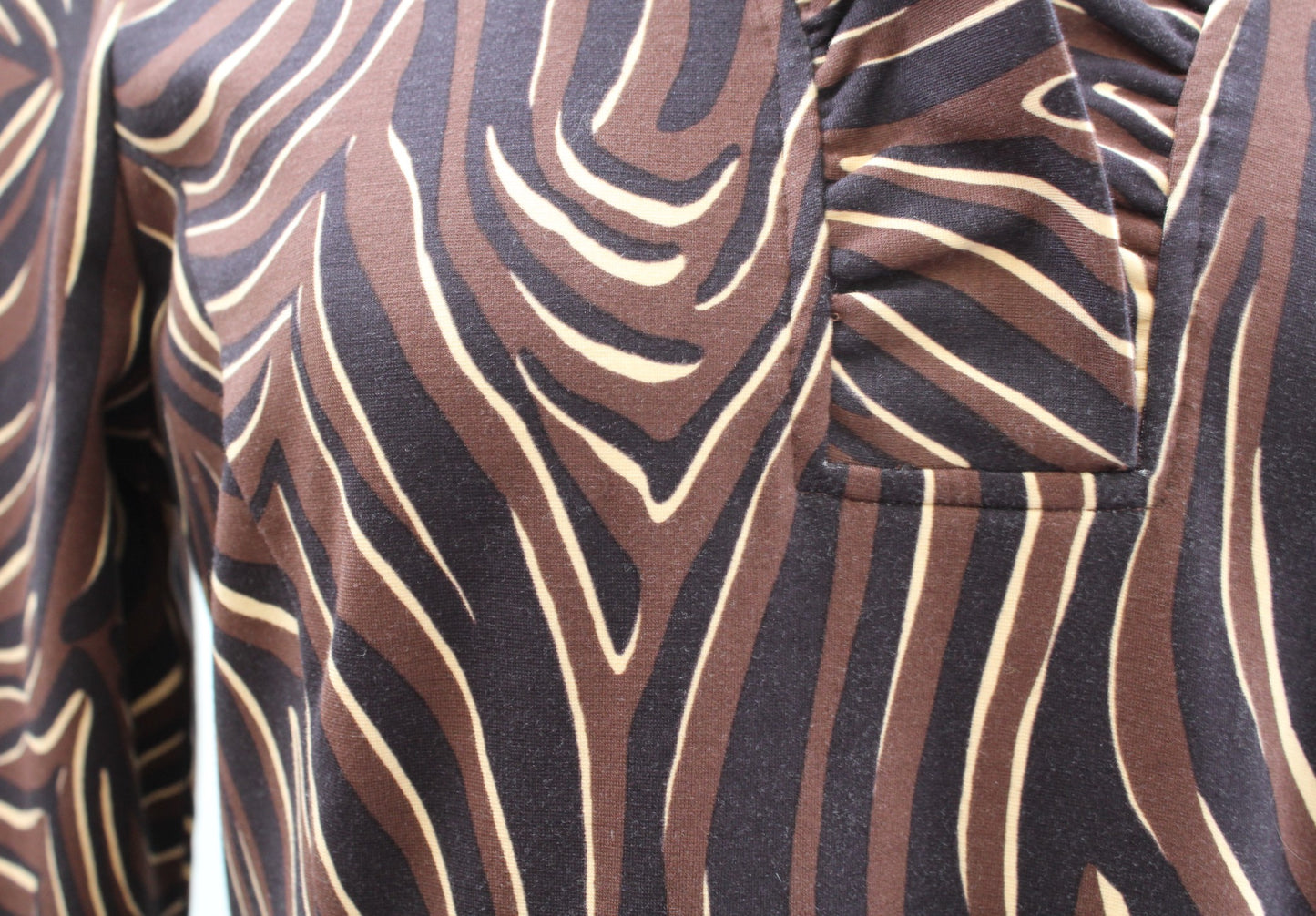 NWT J McLaughlin Terrin Dress Brown Ruffle Neck Animal Print Size M Zambria