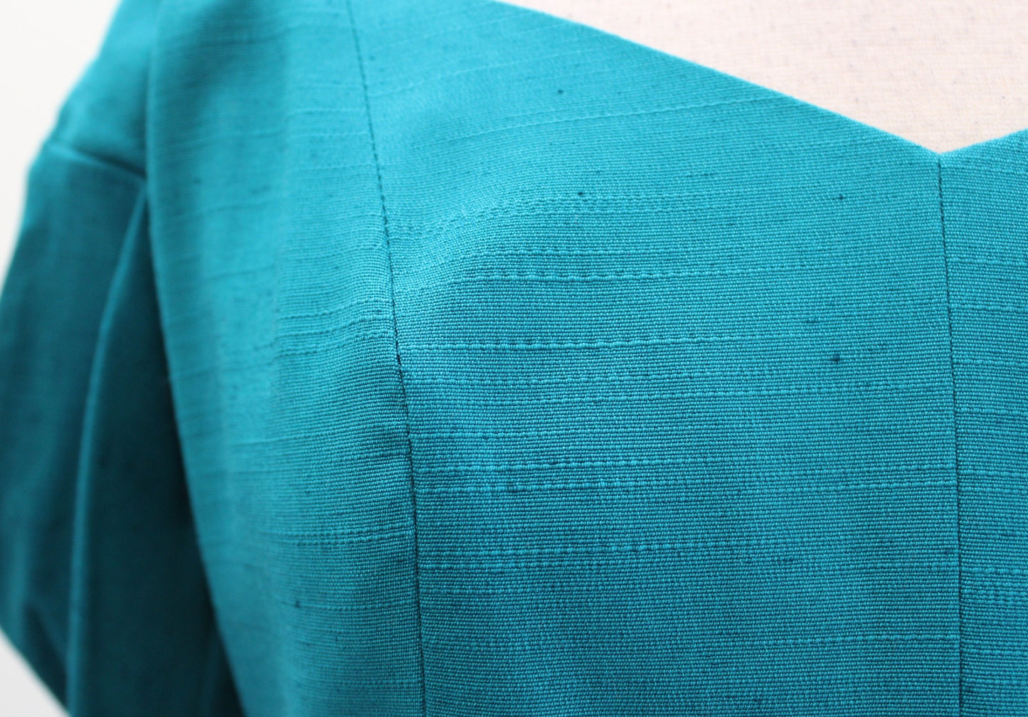 NWT Trina Turk Teal Blue Off the Shoulder Textured Witty Sheath Dress Size 2