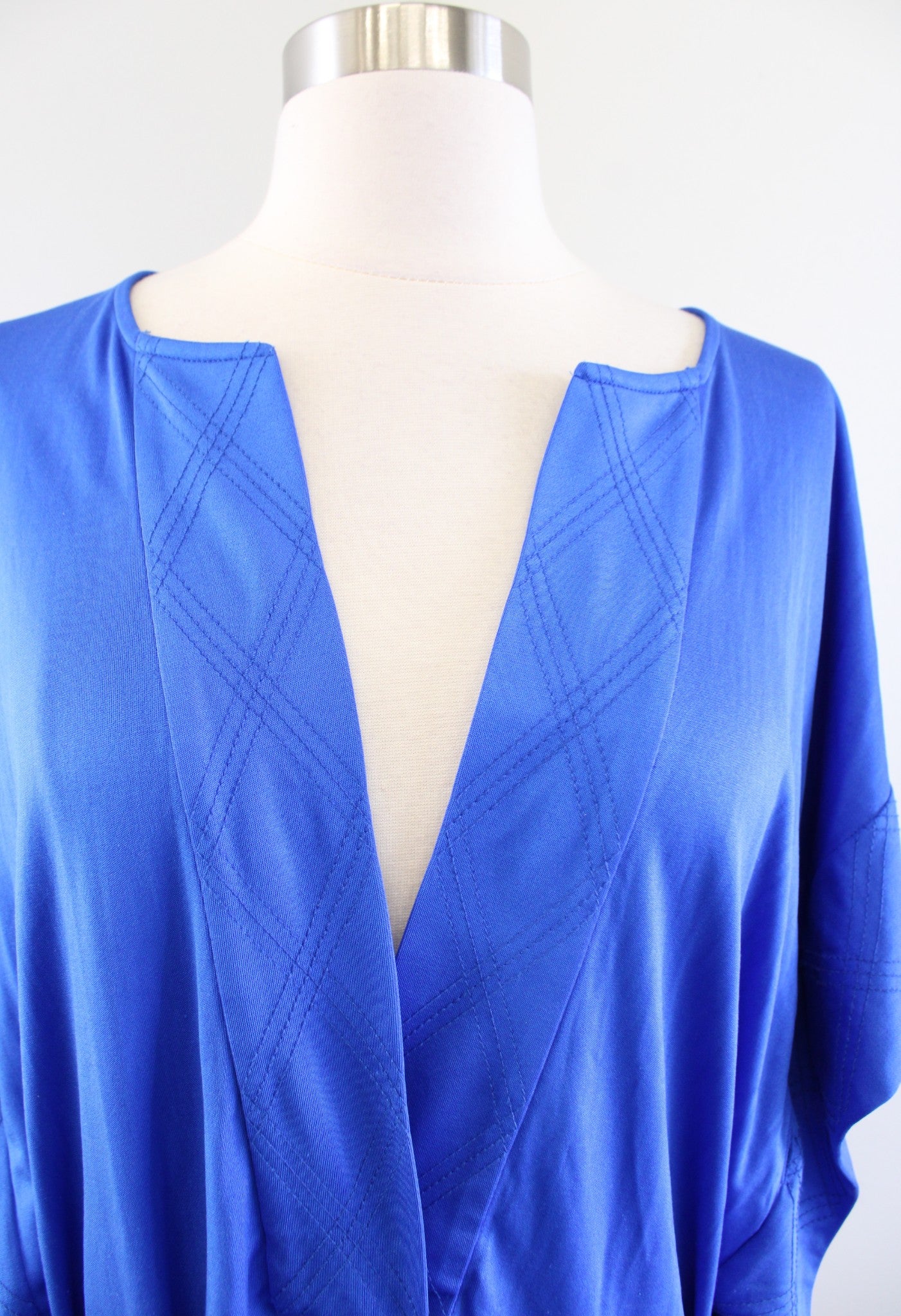 NWT $325 Diane Von Furstenberg Tuvallu Blue Silk Tie Waist Kimono Dress Size 2