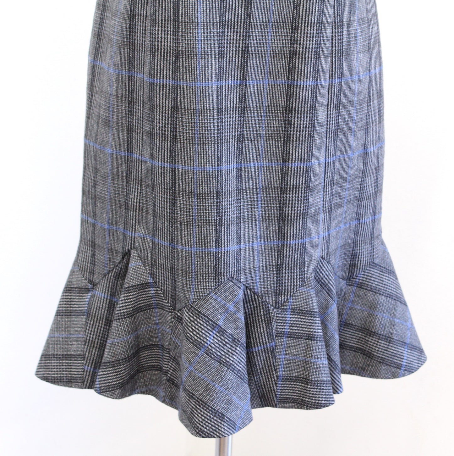 Banana Republic Gray Black Blue Plaid Godet Flounce Hem Sheath Dress Size 8 Wool