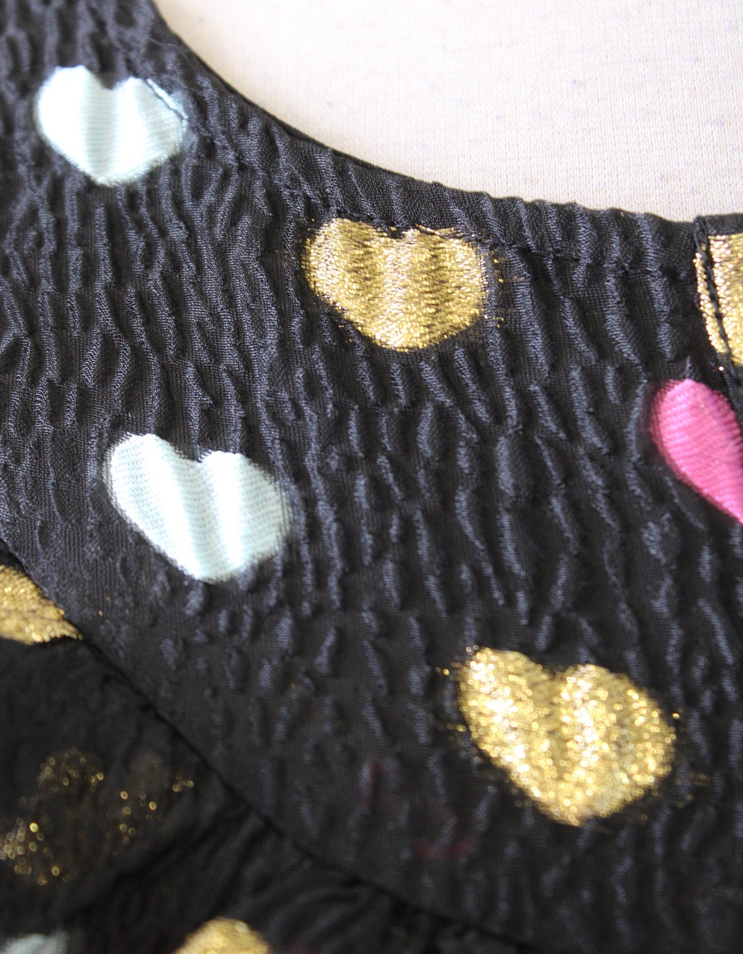Buddy Love Norma Black Novelty Heart Print Ruffle Dress Size M Gold Pink Unique