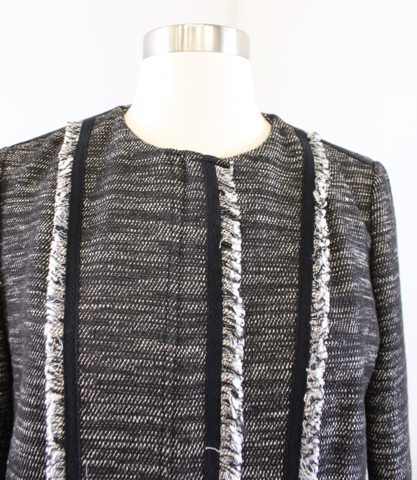 $495 VINCE Boucle Tweed Fringe Gray Zip Front Jacket Blazer Size 6 Leather Trim