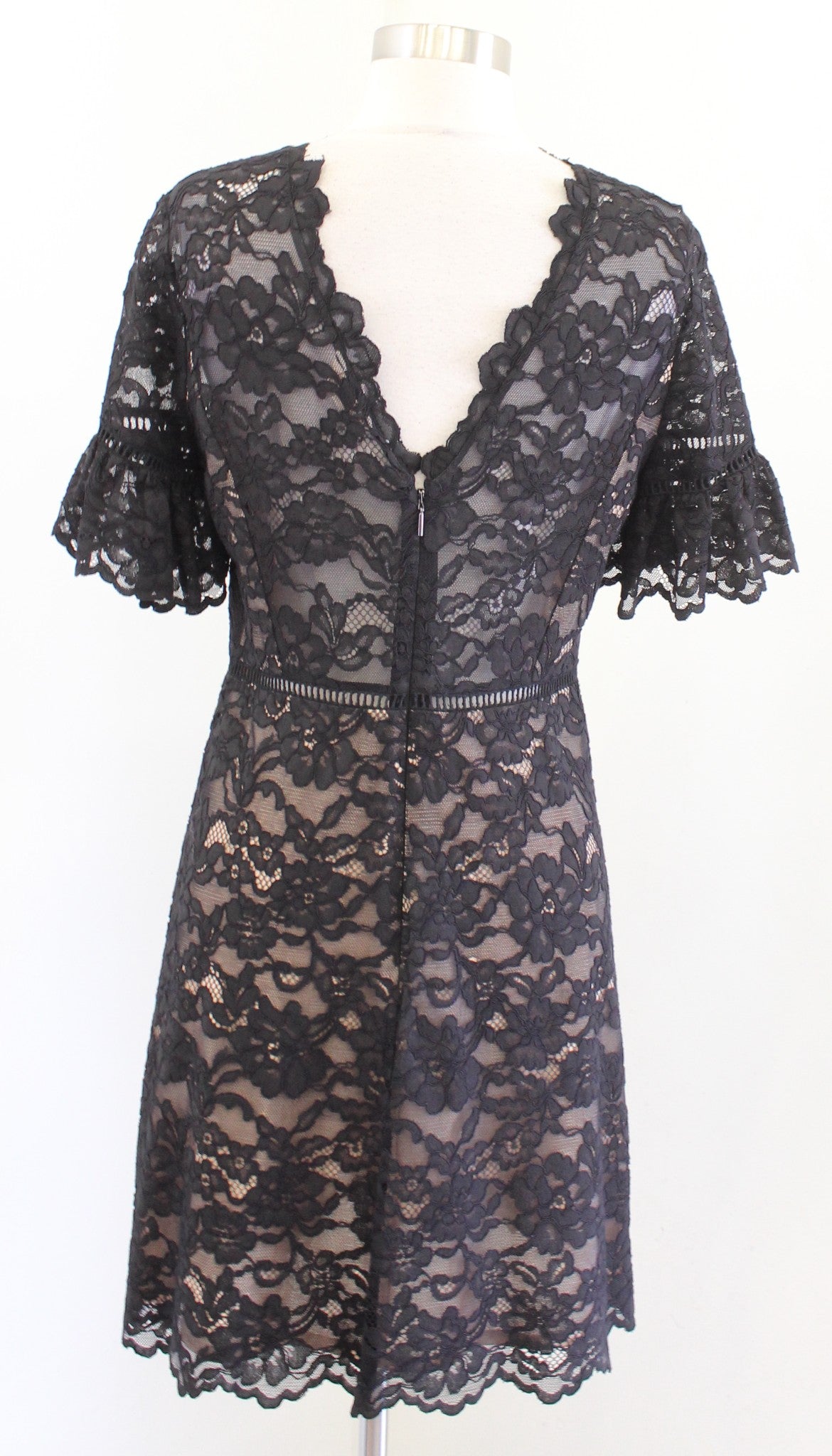 Rebecca Taylor Black Scalloped Lace Illusion Flare Sleeve Dress Size 6 Cocktail