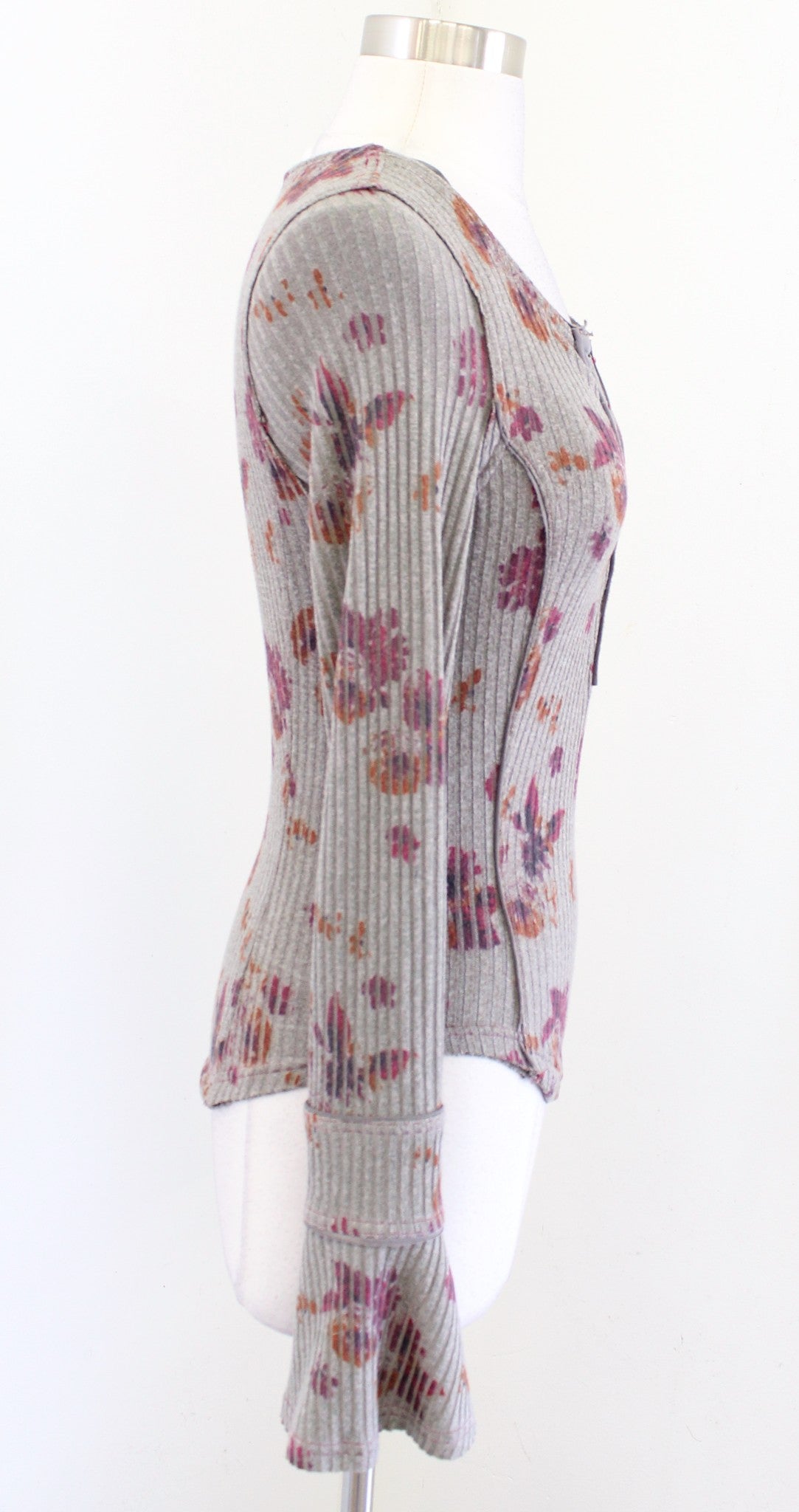 Free People Layer Me Gray Floral Ribbed Bell Sleeve Henley Top Blouse Size XS