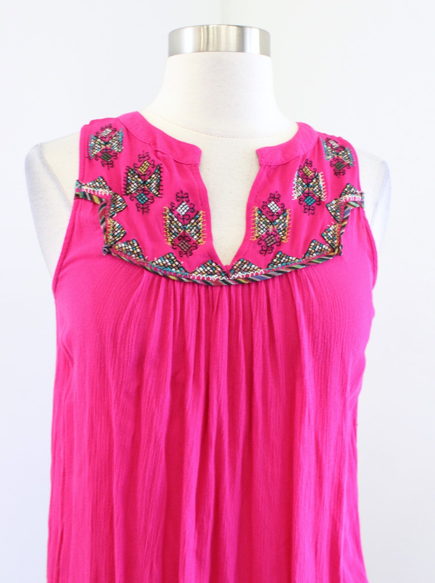 Maeve Anthropologie Pink Embroidered Tunic Tank Top Blouse Size XS Geometric