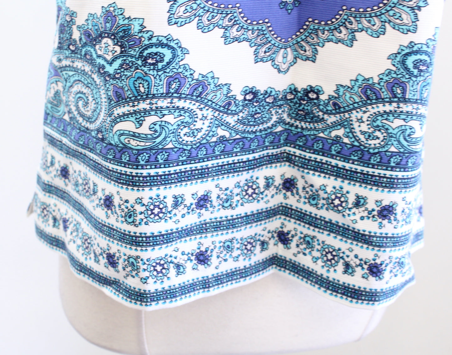 Talbots RSVP Womens Blue White Paisley Print Shell Tank Top Blouse Size 8P