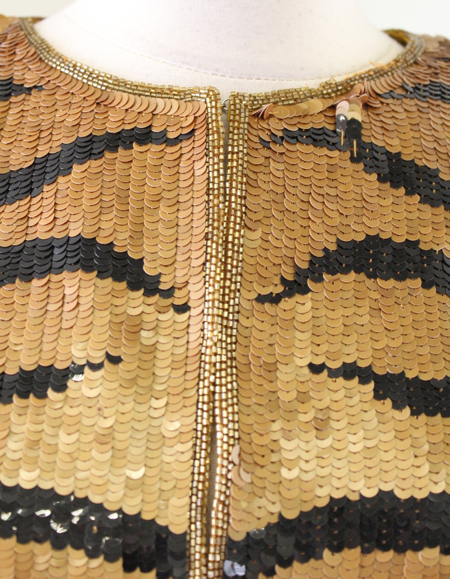 NWT Vtg 90s Gold Black Silk Beaded Sequin Evening Party Jacket Size M Deadstock