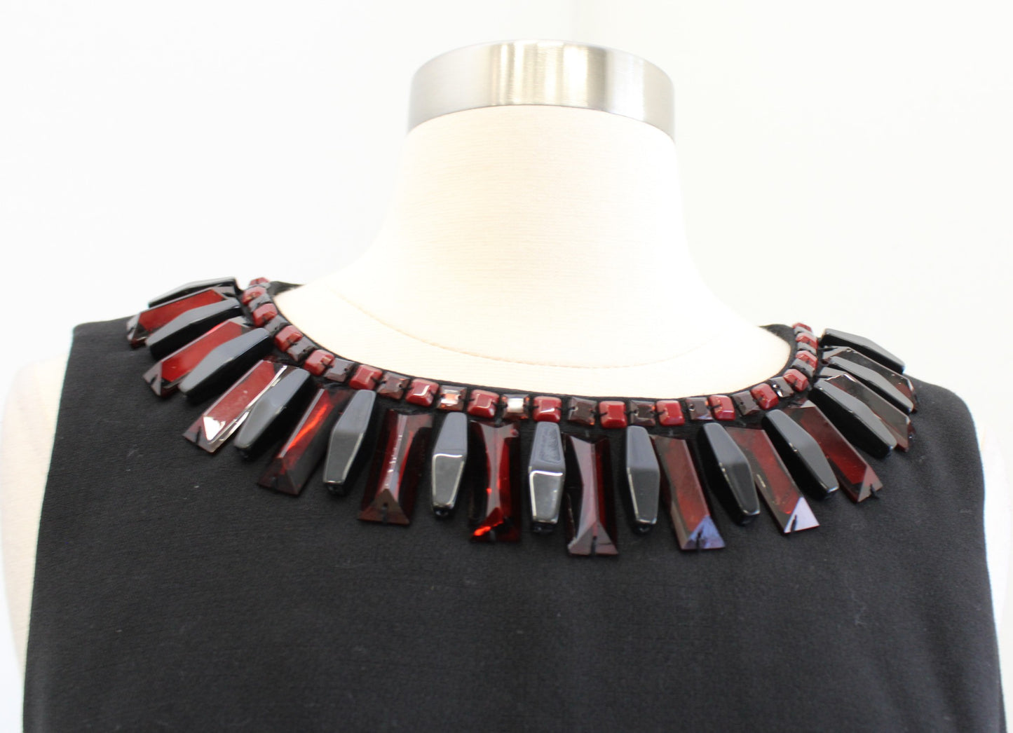 NWT $428 Kate Spade Diana Black Beaded Embellished Neck Sheath Dress Size 6