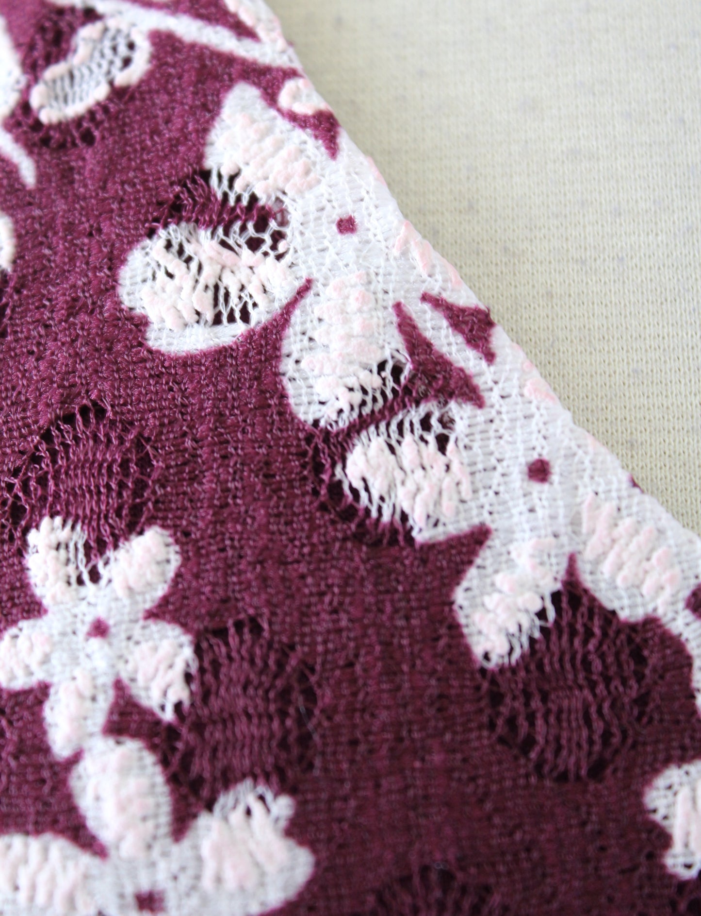 Karl Lagerfeld Burgundy White Pink Floral Lace Bell Sleeve V Neck Dress Size 8