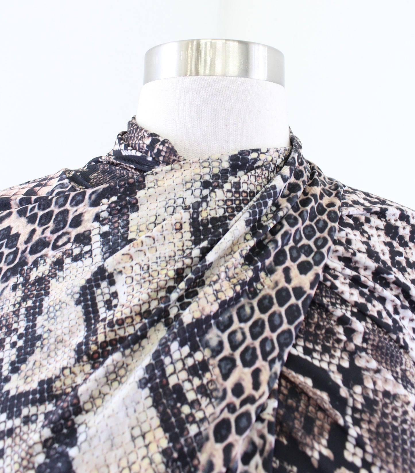Elie Tahari Snakeskin Print Ruched Faux Wrap Collar Jersey Top Blouse Brown Sz S Long Sleeve
