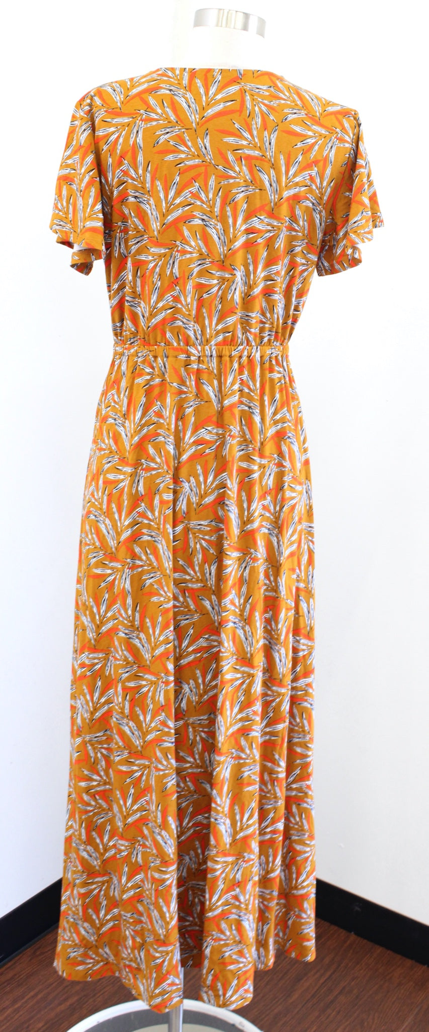 NWT Ann Taylor Loft Beach Palm Leaf Floral Print Knit Maxi Dress Size S V Neck