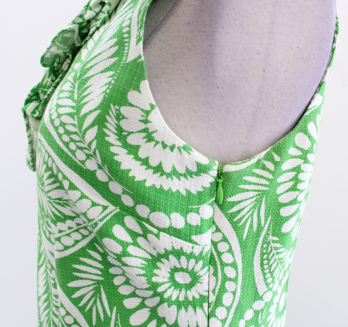 Kate Spade Bonnie Green White Floral Ruffle Neck Textured Sheath Dress Size S