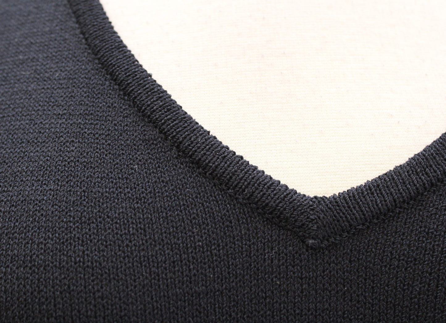 St John Collection Solid Satana Knit V Neck Flounce Hem Dress Size 4 Sleeveless