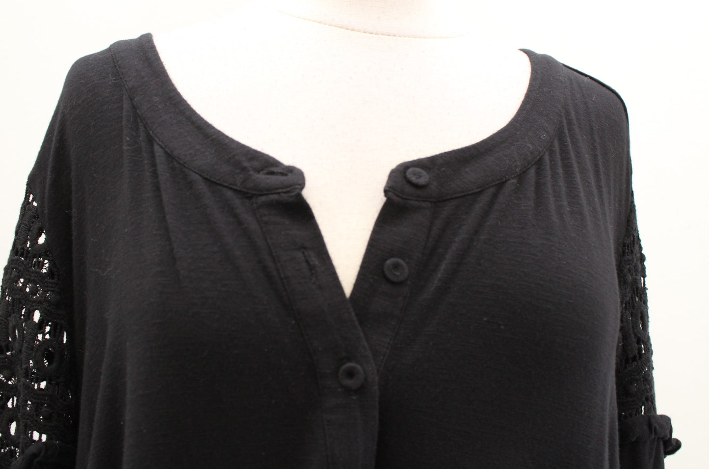 Maeve Anthropologie Plus Black Eyelet Lace Sonia Knit Top Blouse Size 3X