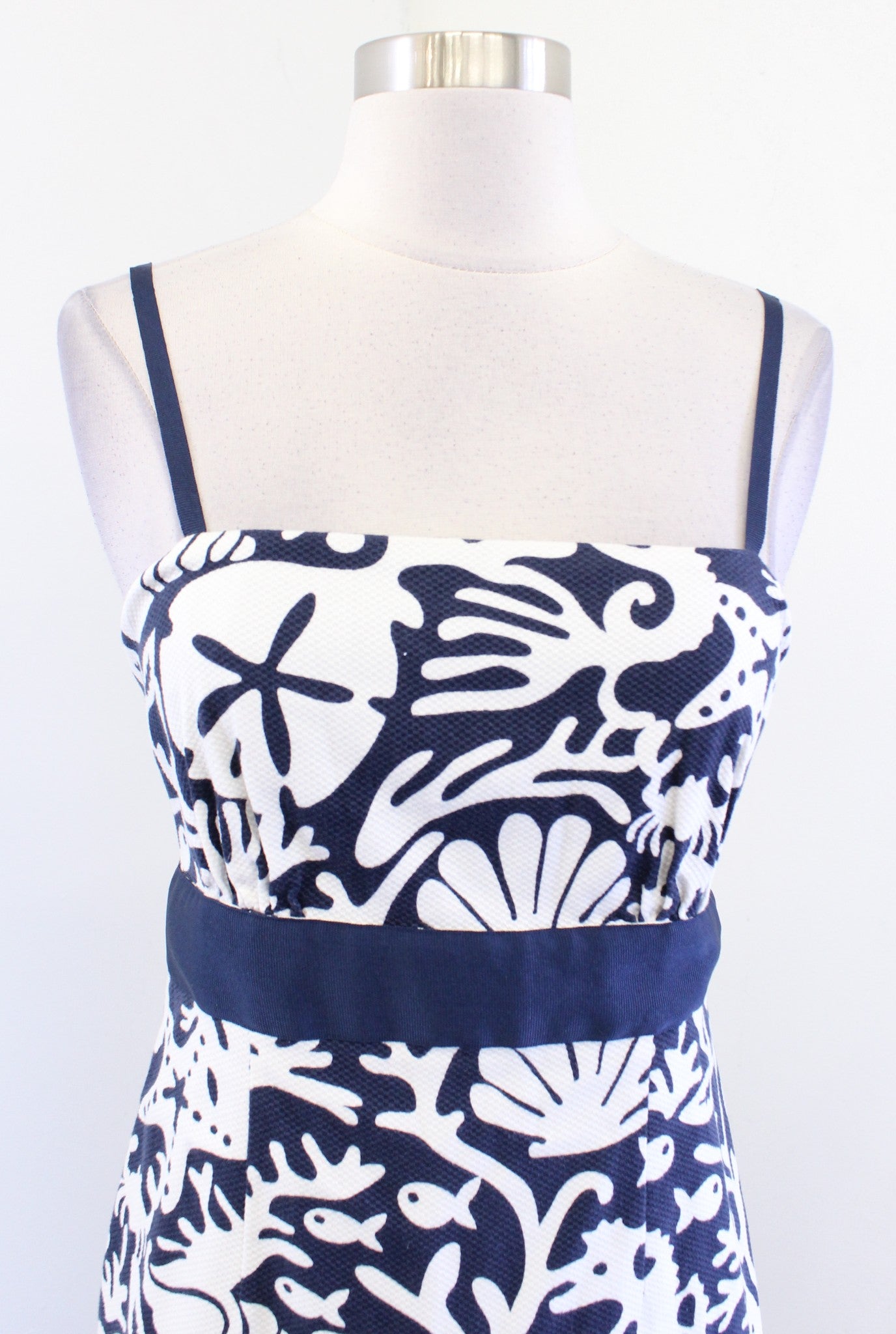 Vineyard Vines Navy Blue Nautical Fish Seashell Coral Print Sheath Dress Size 4