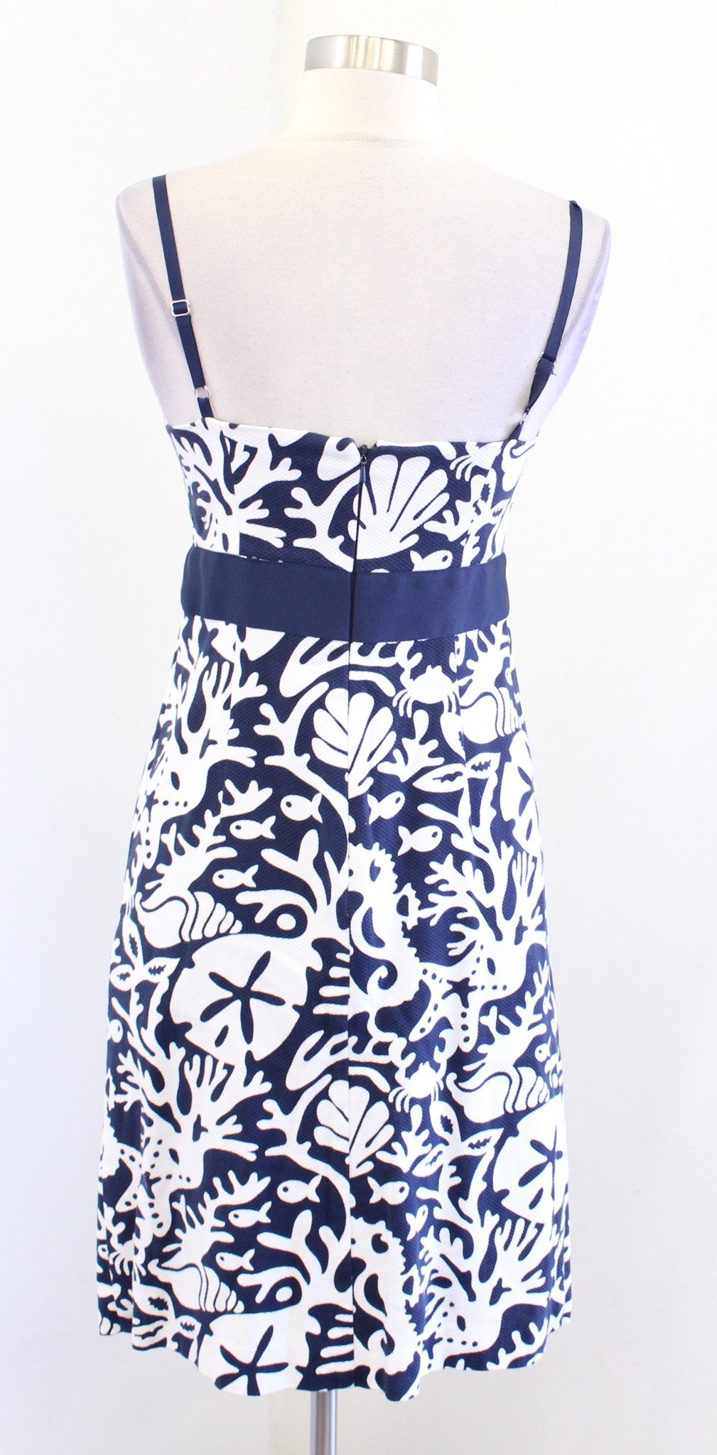 Vineyard Vines Navy Blue Nautical Fish Seashell Coral Print Sheath Dress Size 4