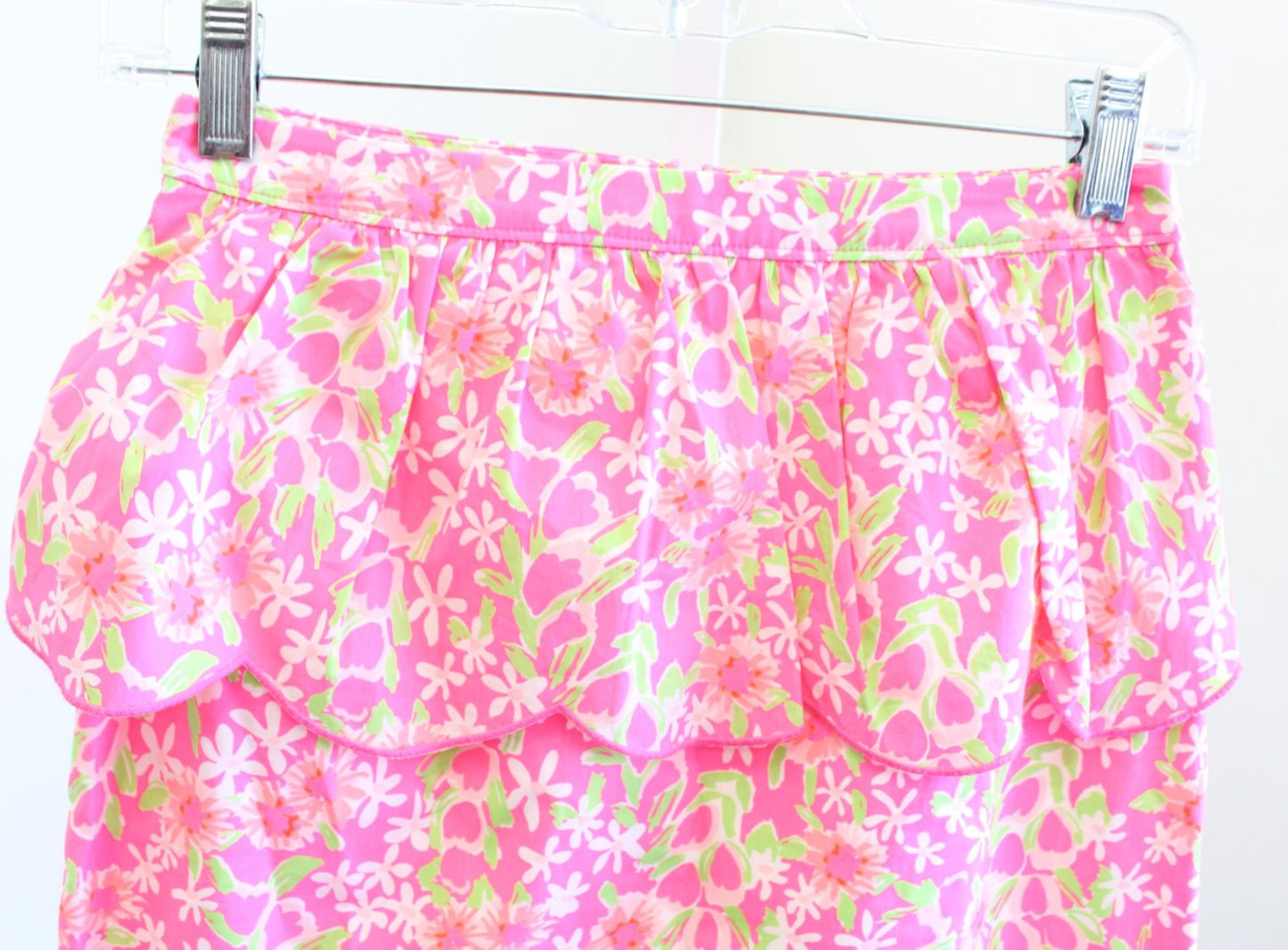 Lilly Pulitzer Neon Fiesta Pink Floral Peplum Thyme Skirt Everything Nice Size 2