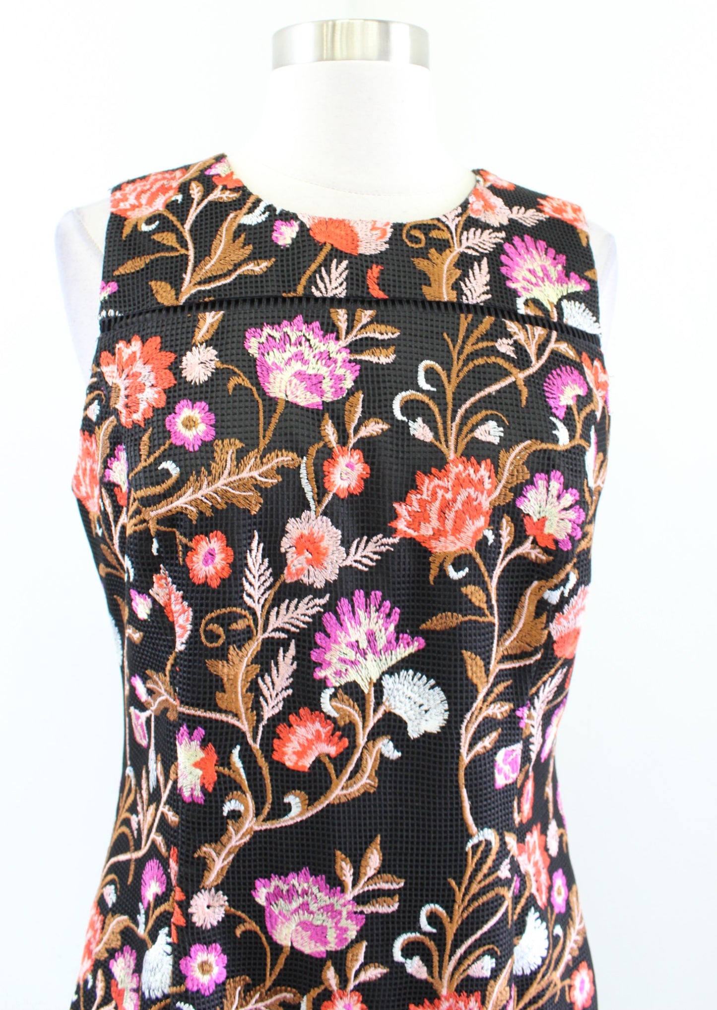 White House Black Market Black Mesh Floral Embroidered Sheath Dress Size 6