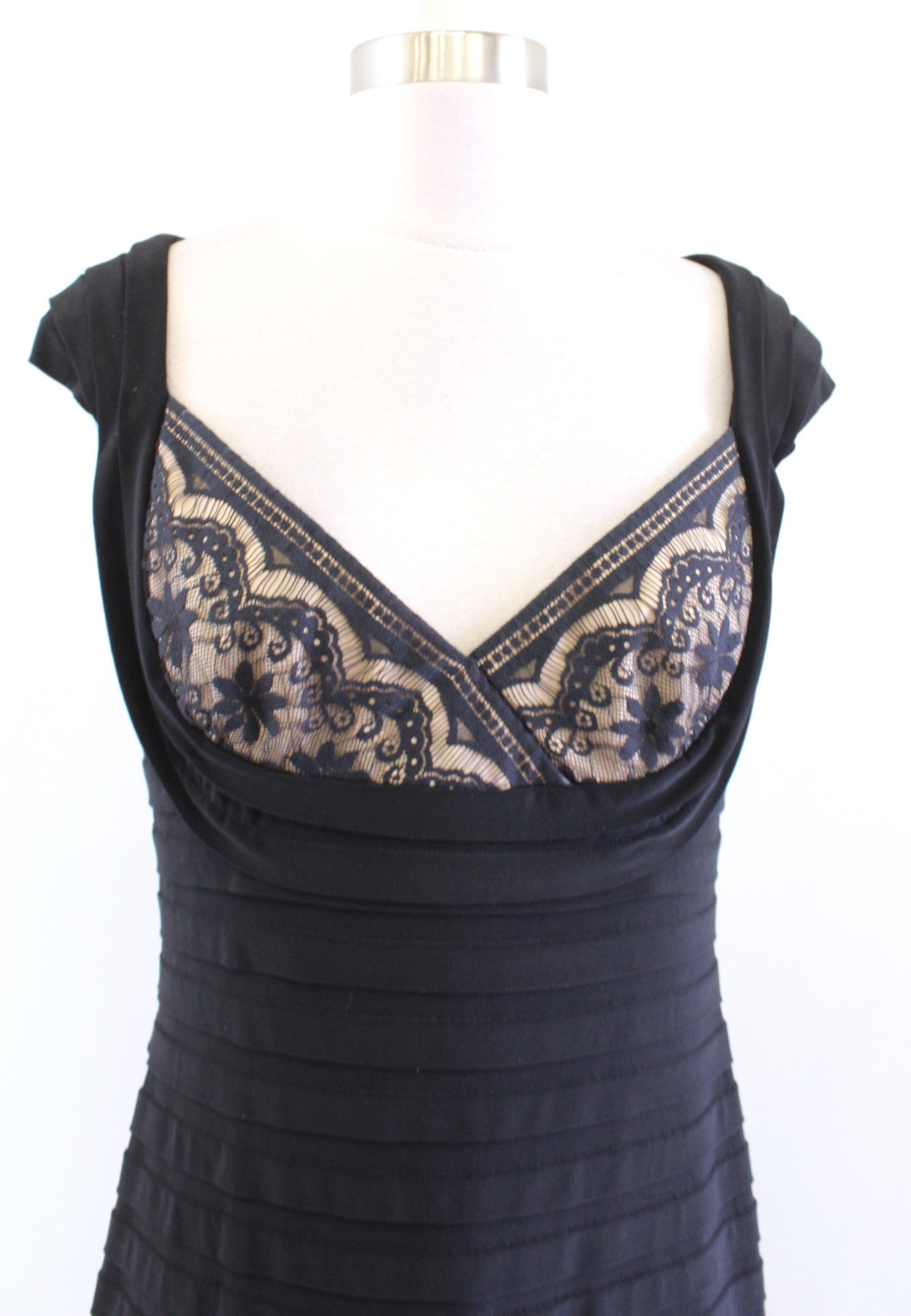 Adrianna Papell Black Nude Lace Bodice Bandage Tiered Sheath Dress Cocktail 10