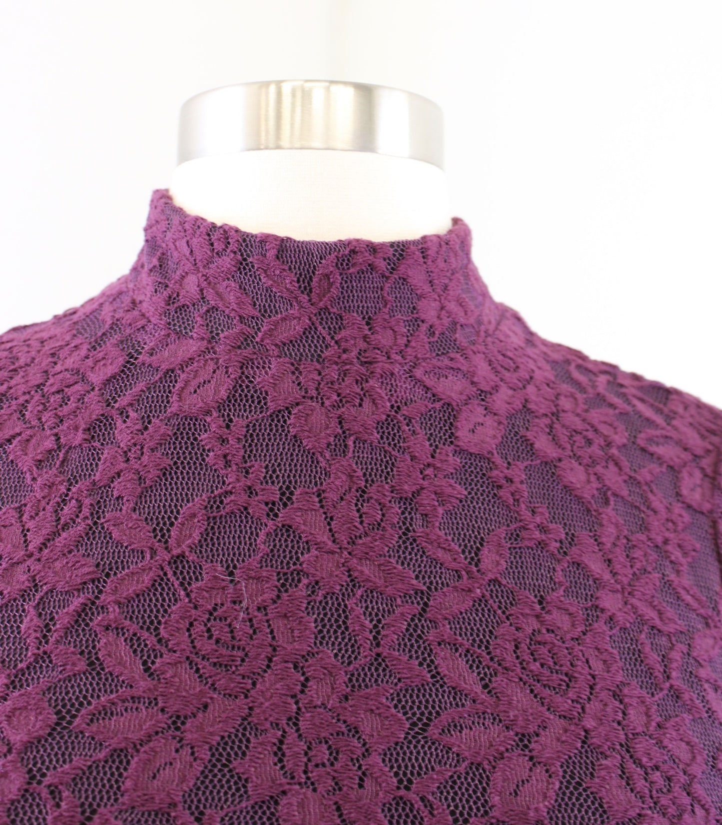 Tyler Boe Plum Burgundy Floral Lace Illusion Mock Neck Shift Dress Size XS