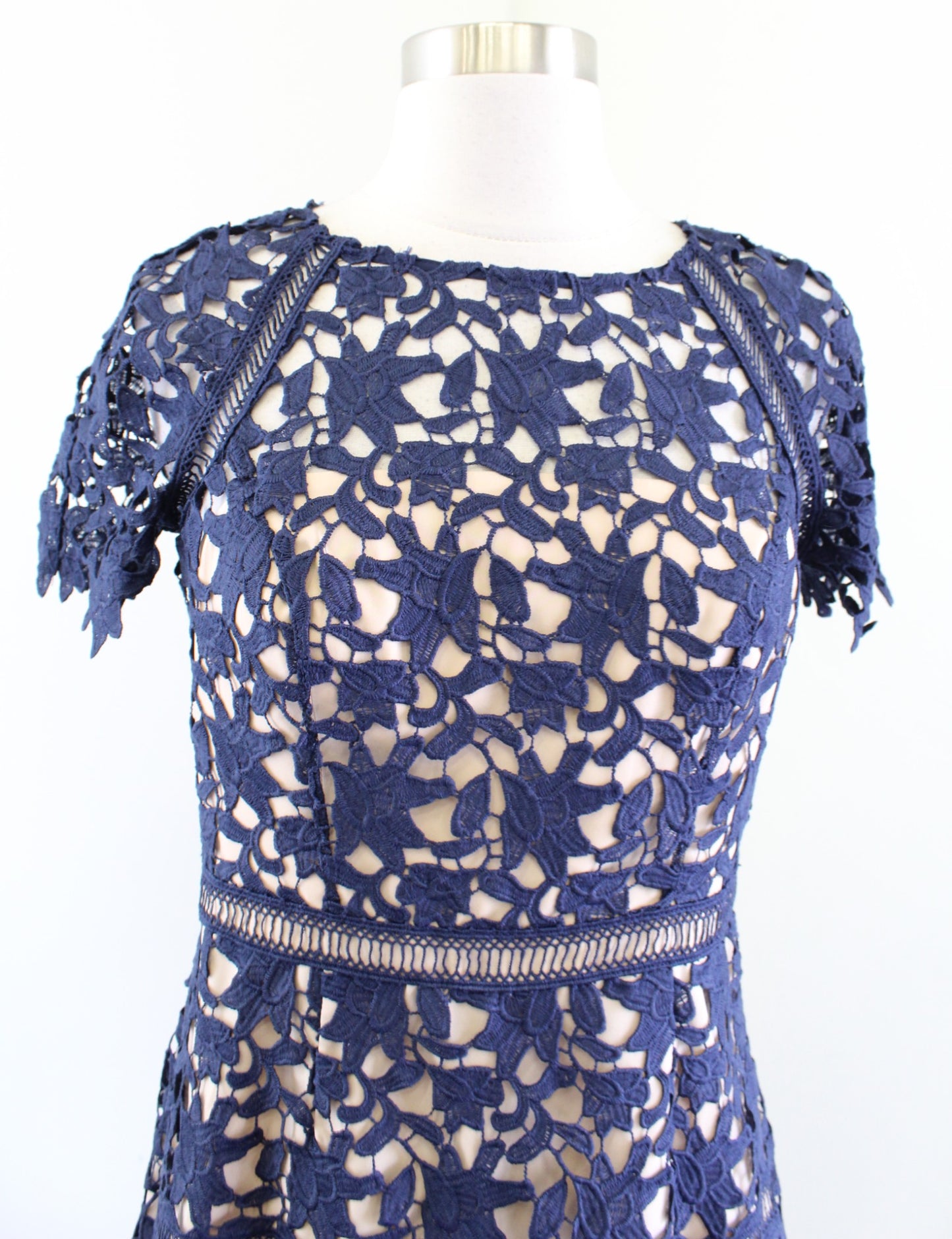 Eliza J Womens Navy Blue Crochet Lace Overlay Sheath Dress Size 2 Cocktail Party