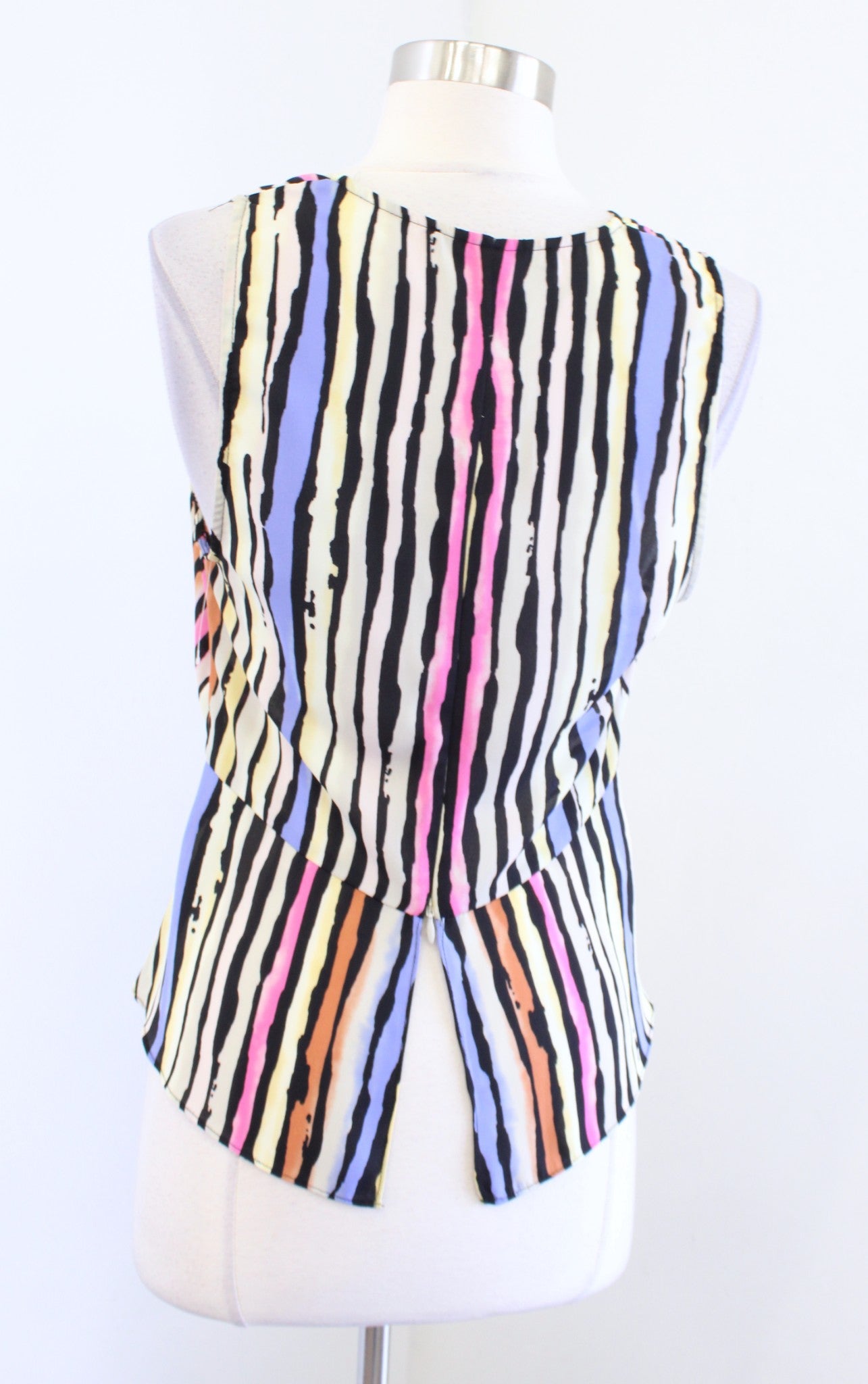 BCBG Max Azria Rainbow Striped Twist Front Tank Top Blouse Size S V Neck Yellow