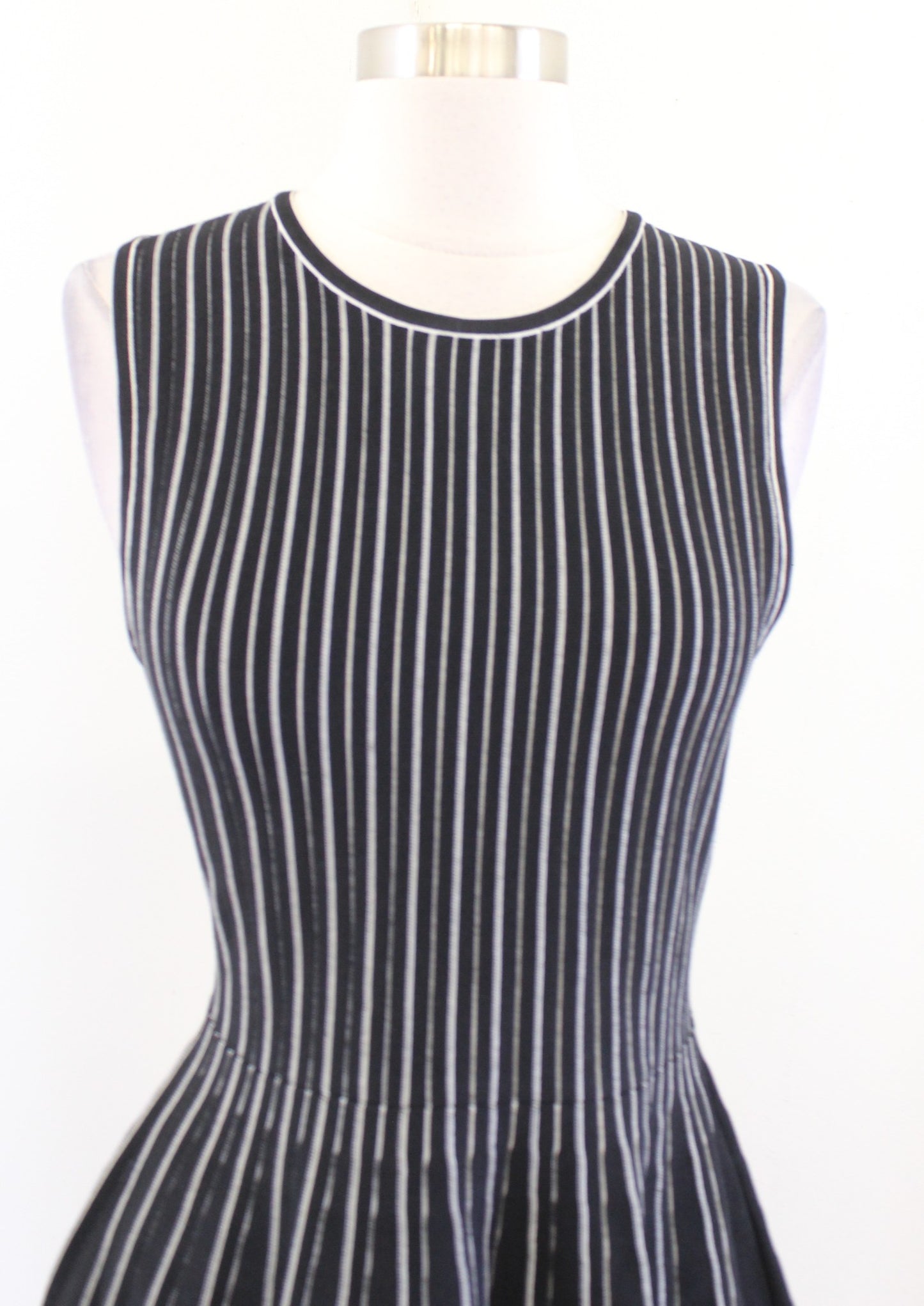Theory Black White Striped Lustrate Fit and Flare Shell Dress Size S Sleeveless