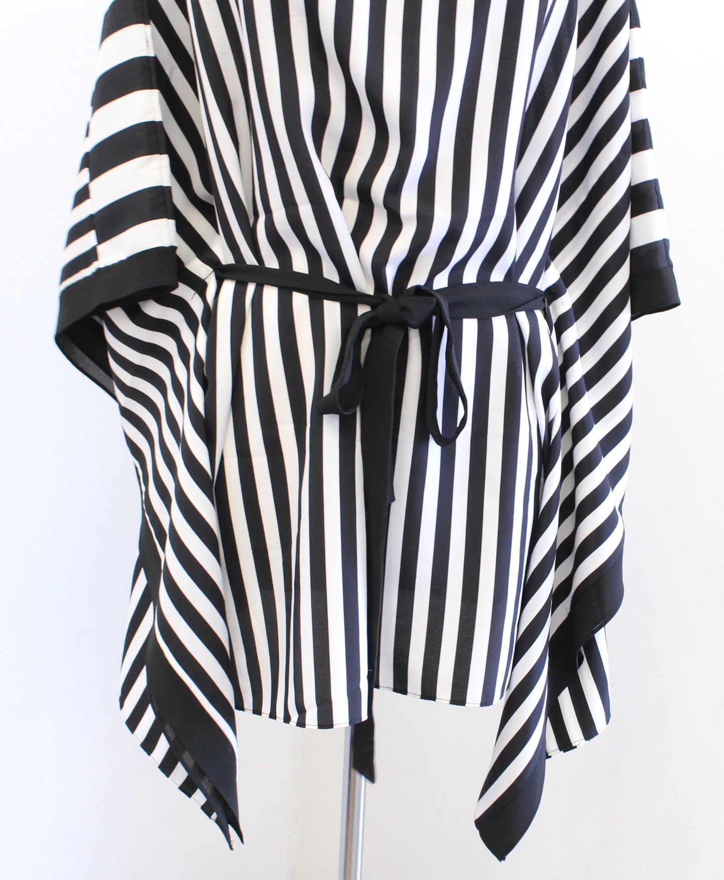 BCBG Max Azria Black White Striped Tie Waist Poncho Style Tunic Top Blouse XS S
