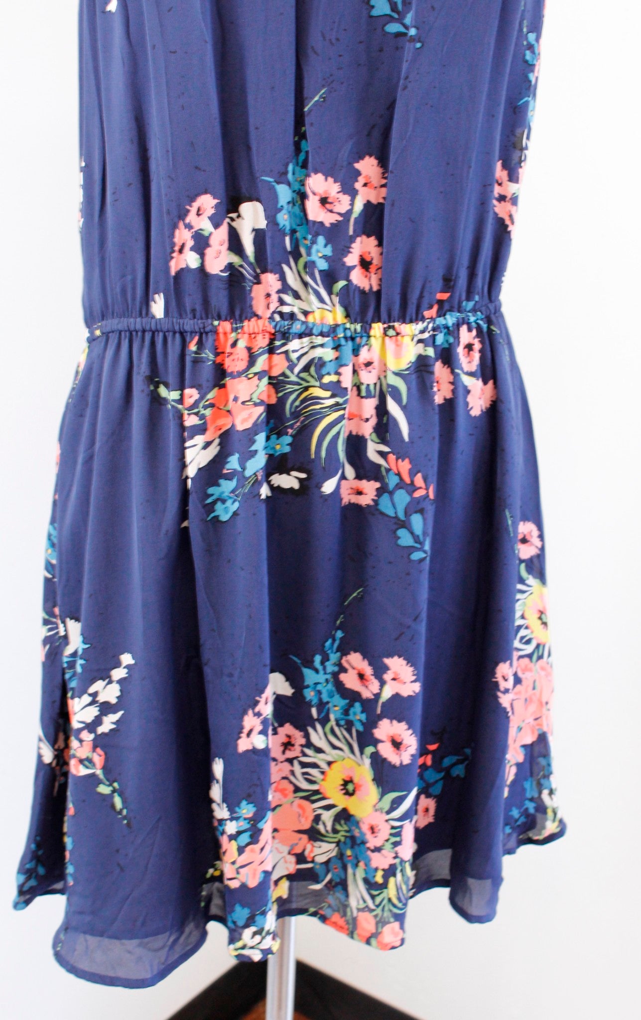 NWT Joie Makana Navy Blue Floral Silk Halter Dress Size L Sleeveless Casual