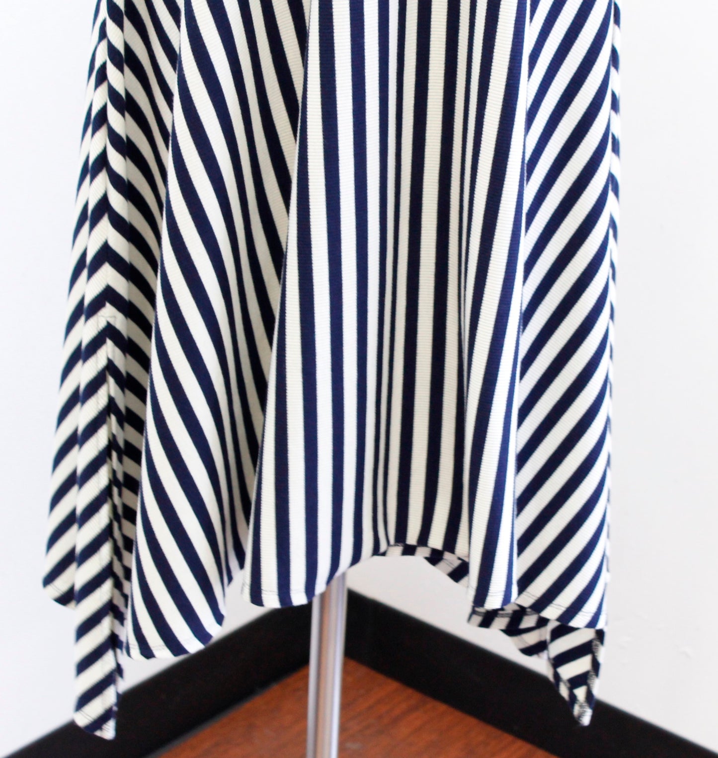 Soft Surroundings Marina Navy Blue Ribbed Striped Asymmetrical Hem Dress Size S