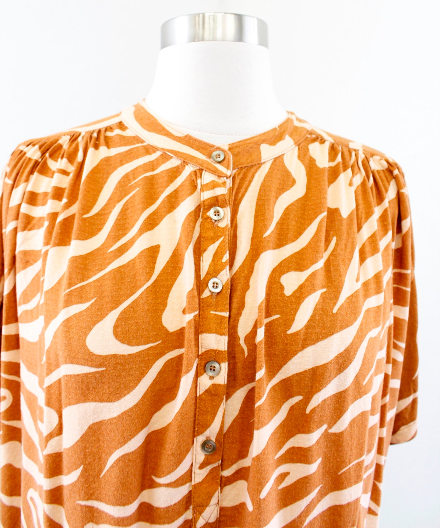 Maeve Anthropologie Windham Zebra Print Short Sleeve Top Blouse Size L Cedar